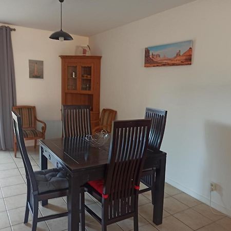 Location 4-6 Personnes Villa Grayan-et-l'Hopital Exterior photo