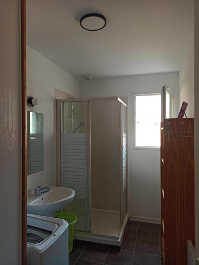 Location 4-6 Personnes Villa Grayan-et-l'Hopital Exterior photo